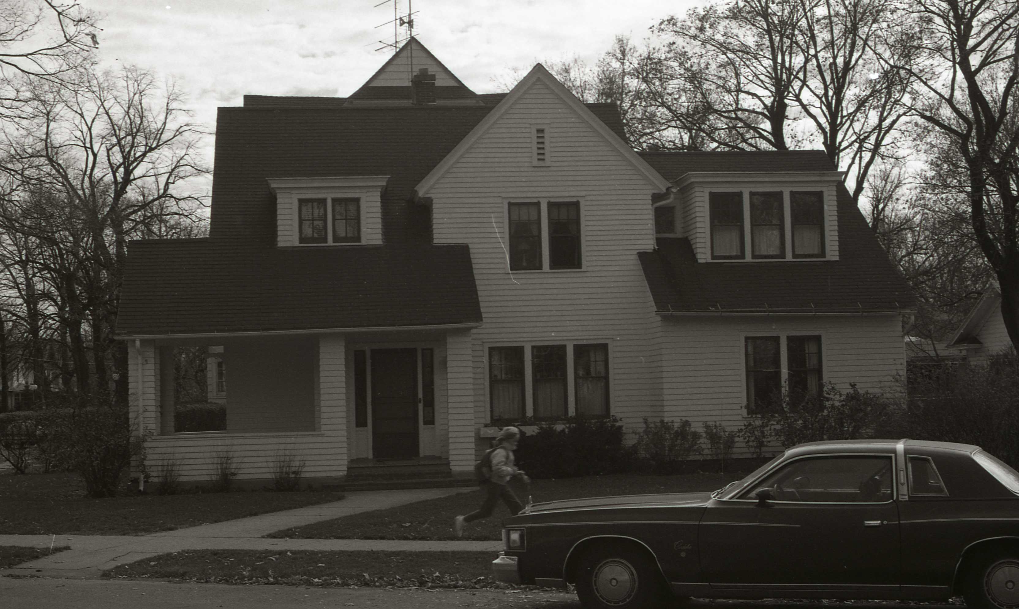 933 Riverside Drive